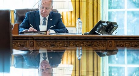 Zelenski y Biden coordinan más medidas para apoyar a Ucrania defensiva