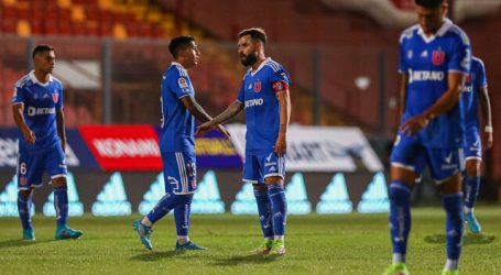 Hinchas de U. de Chile rayan muros y portones del estadio Santa Laura
