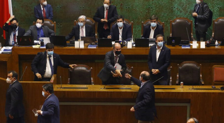 Cámara aprobó conclusiones de la comisión investigadora de las AFP