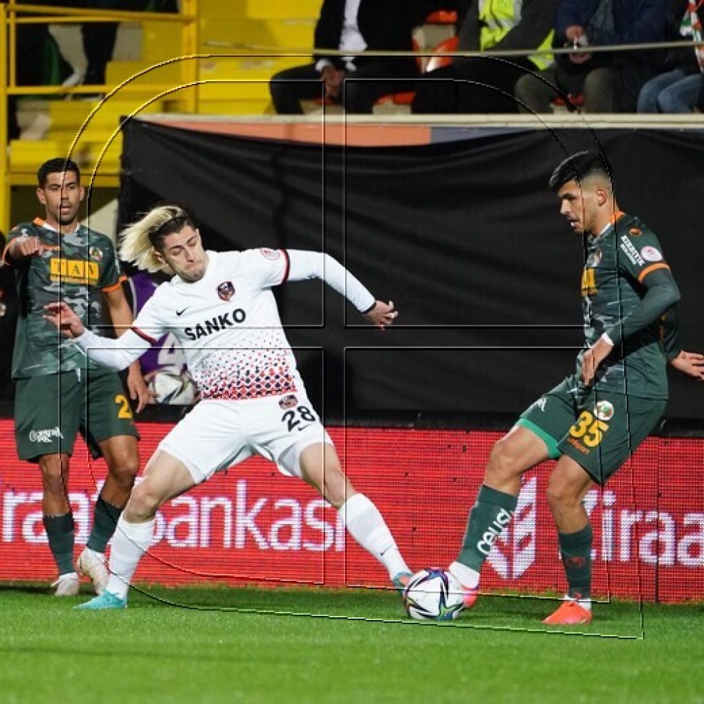 Ángelo Sagal fue titular en eliminación del Gaziantep en la Copa de Turquía