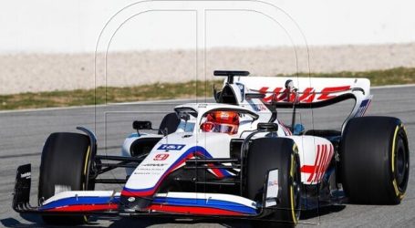 F1: Haas ausente en el inicio de los tests en Baréin por retraso en el transport