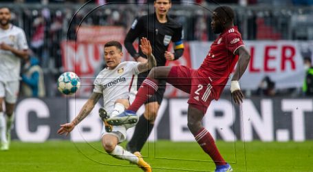 Bundesliga: Aránguiz jugó todo el partido en empate de Leverkusen ante Bayern
