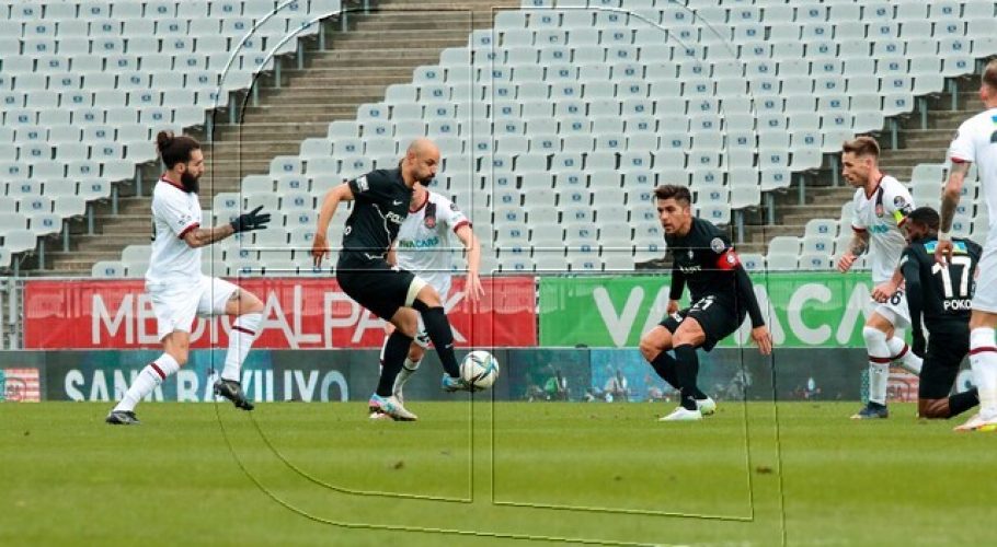 Turquía: Pinares y Rodríguez dijeron presente en empate de Altay Spor