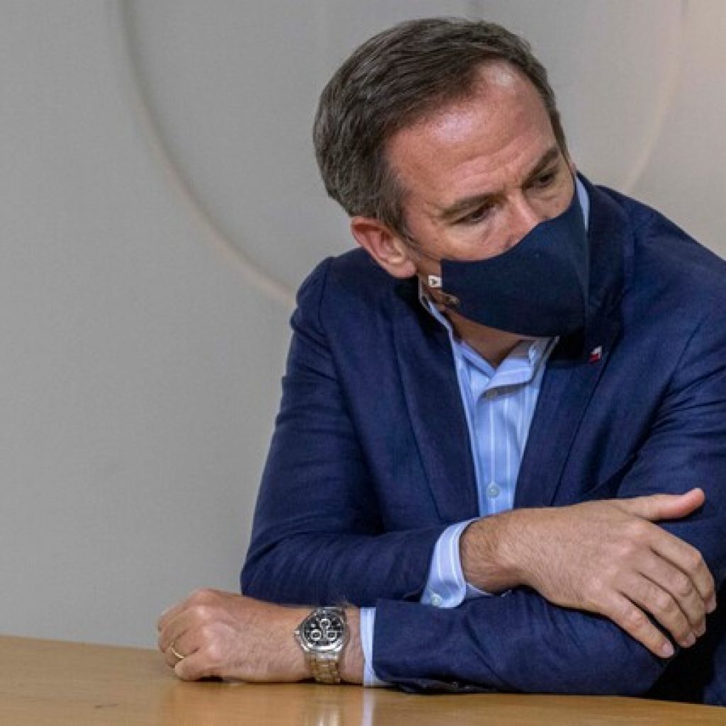 Bancada UDI recurre a organismos internacionales por “manual de prensa”