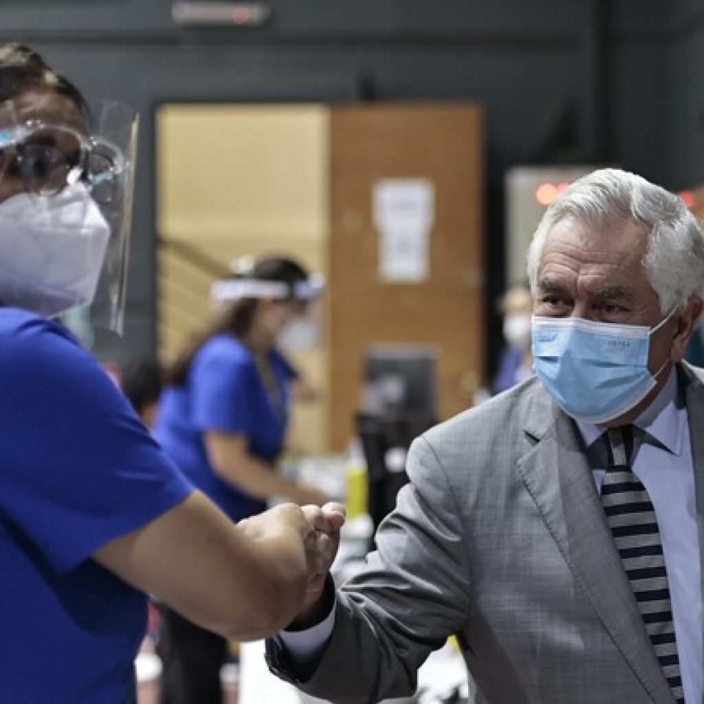 Providencia declarará como "Hijo Ilustre" a ministro Enrique Paris