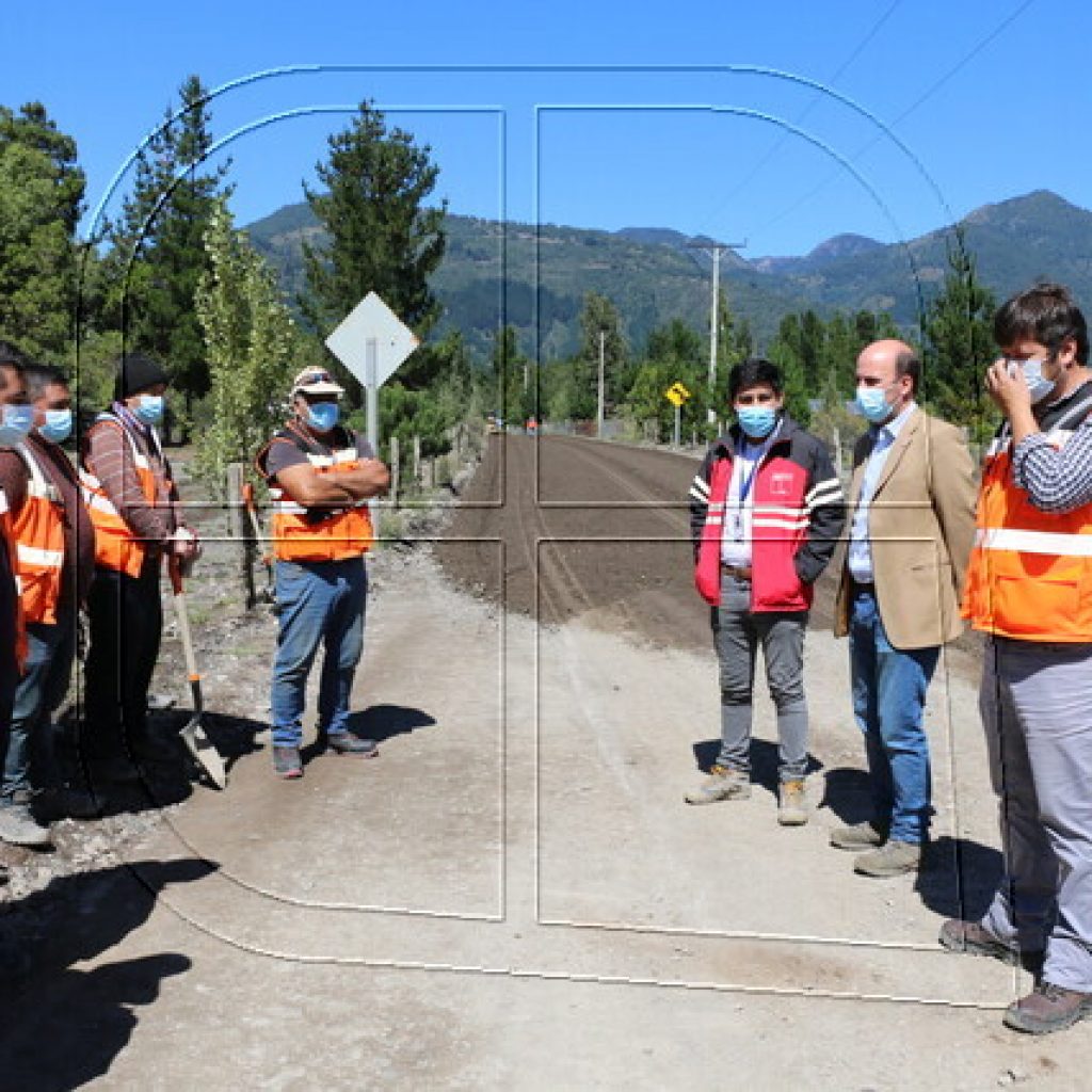 MOP mejora más de 10.000 kilómetros de caminos básicos e indígenas