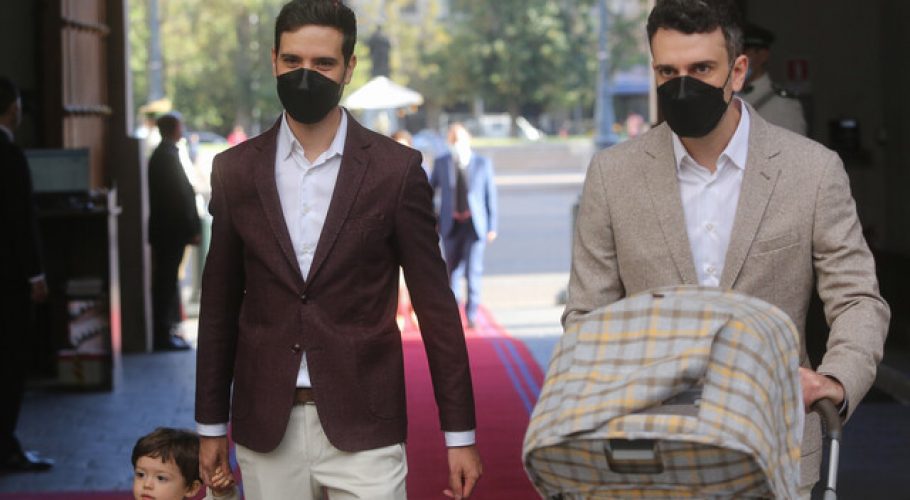 Comienzan en Chile primeras ceremonias de matrimonio igualitario