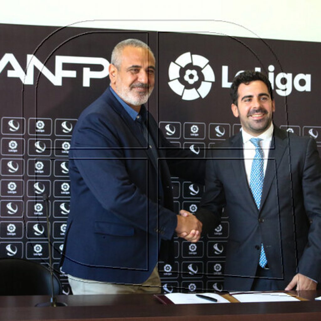LaLiga de España y la ANFP firmaron acuerdo de colaboración