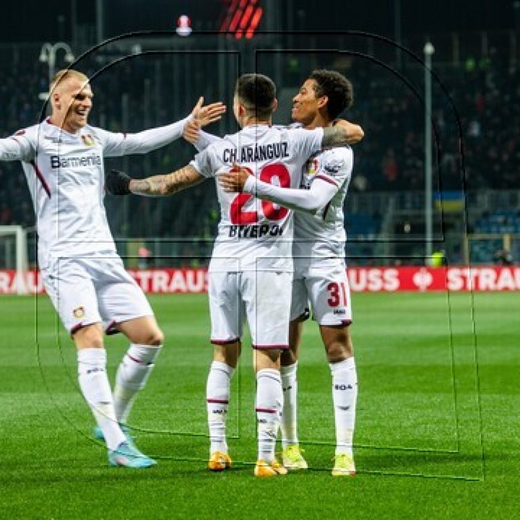 Europa League: Charles Aránguiz marcó en derrota del Leverkusen ante Atalanta