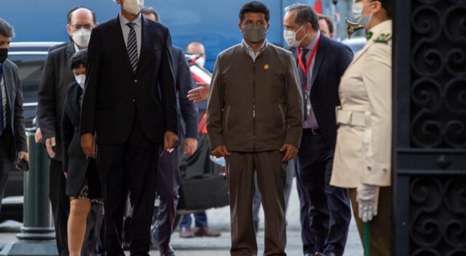 Castillo confirma encuentro bilateral con Boric en Punta Arenas