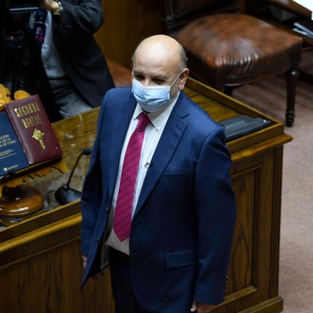 Castro y ministro de Agricultura afinan agenda por crisis hídrica en O'Higgins