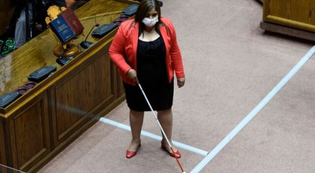 Fabiola Campillai asumió con senadora de la República