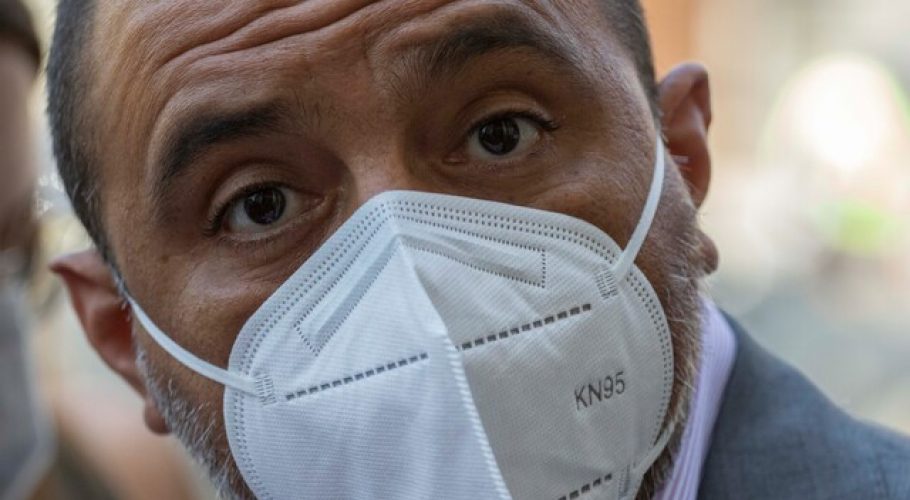 Ávila “sorprendido” porque Piñera dejó clases presenciales como voluntarias