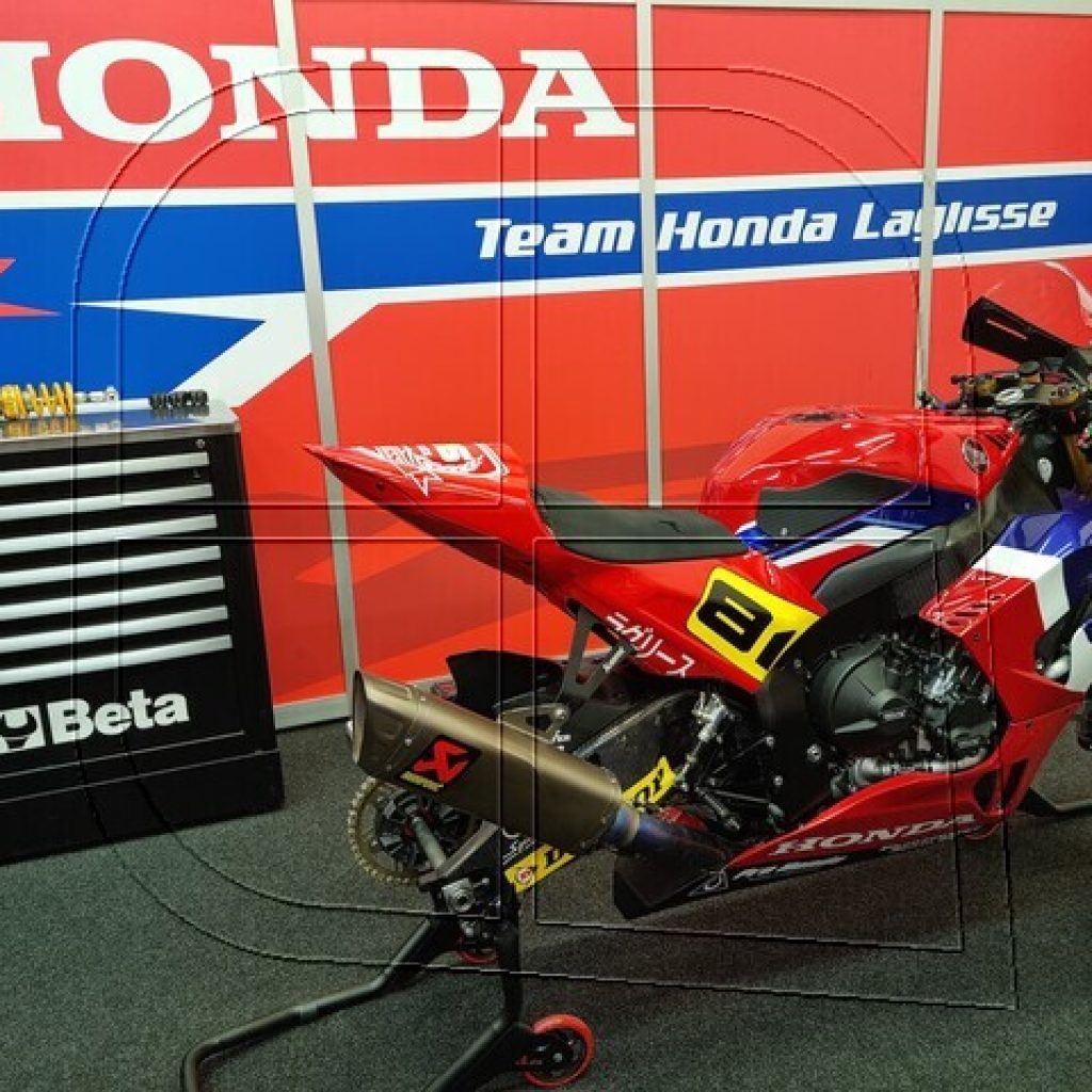 Maxi Scheib regresa con Honda al Campeonato de España de Superbike