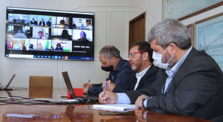 Ministro Juan Carlos García se reunió con los gobernadores regionales