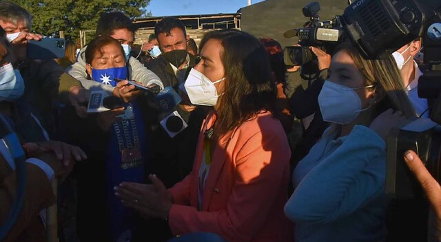 Ministra Siches: "Aquí la ausencia del Estado ha dejado a muchos en el camino”