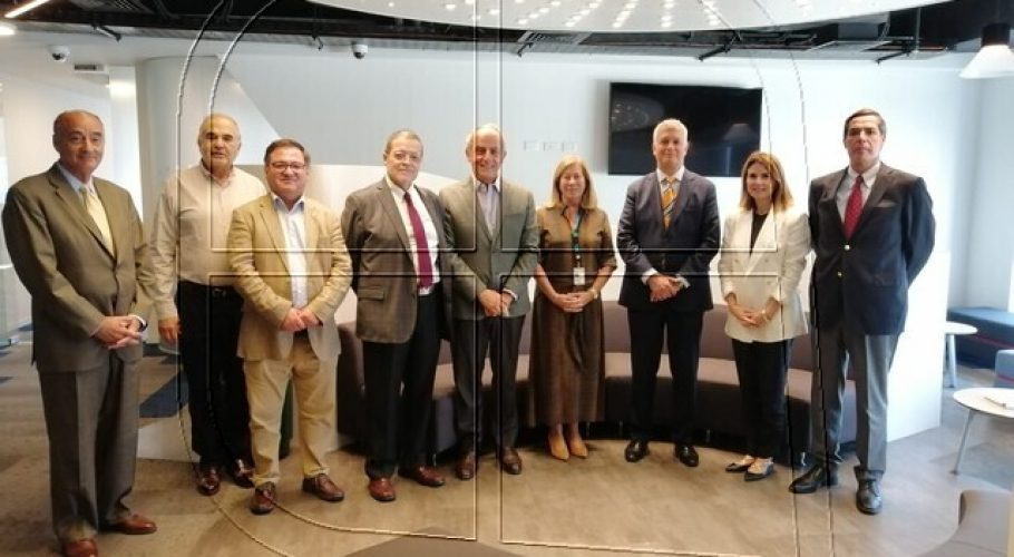 Ministro de Energía visita Enap y se reúne con directorio y gerente general (I)