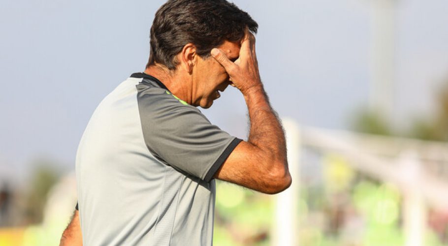 Gustavo Costas: “Hay que levantar anímicamente al plantel”