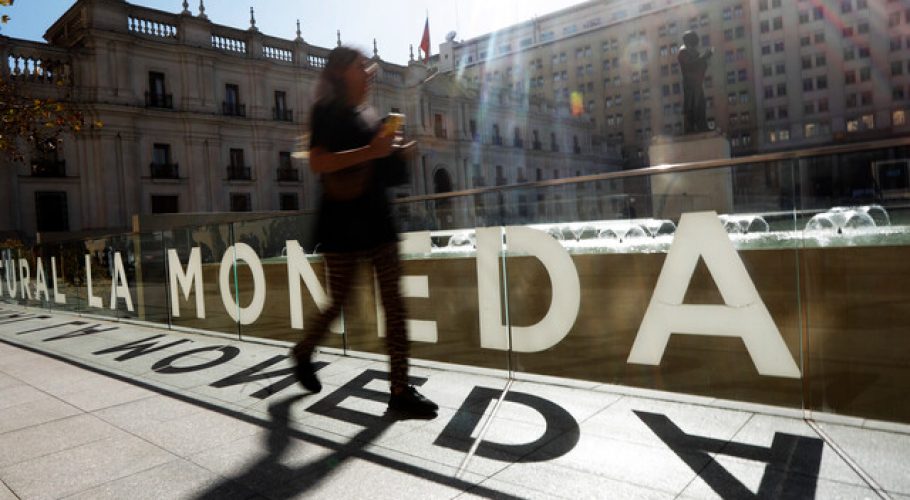 Misión del FMI valora avance de la recuperación económica en Chile