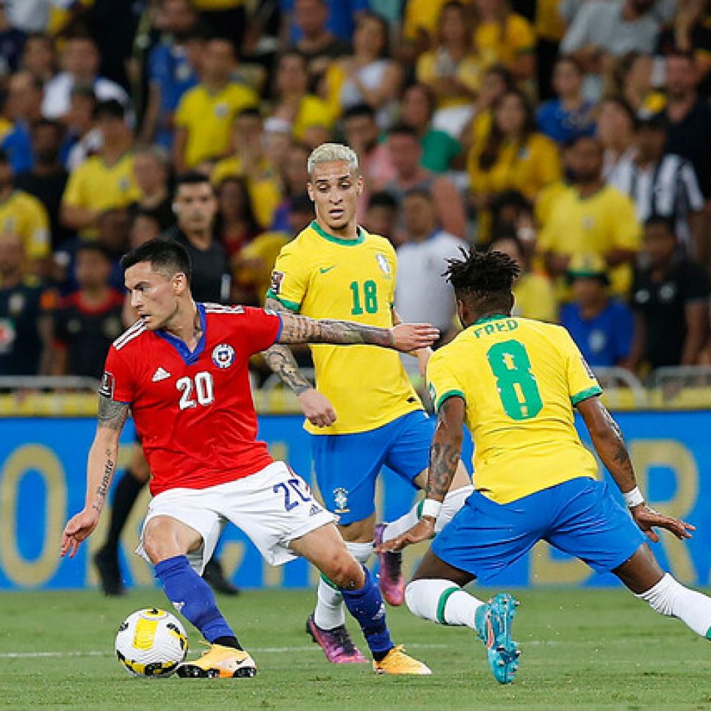 La 'Roja' cayó ante Brasil y se aferra a un milagro para llegar al repechaje