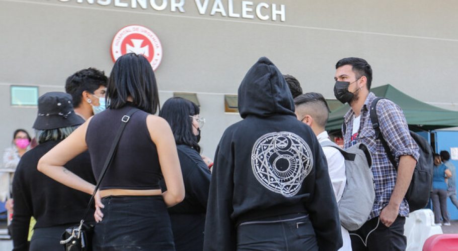 Carabineros entrega versión tras herido a bala por funcionario en marcha