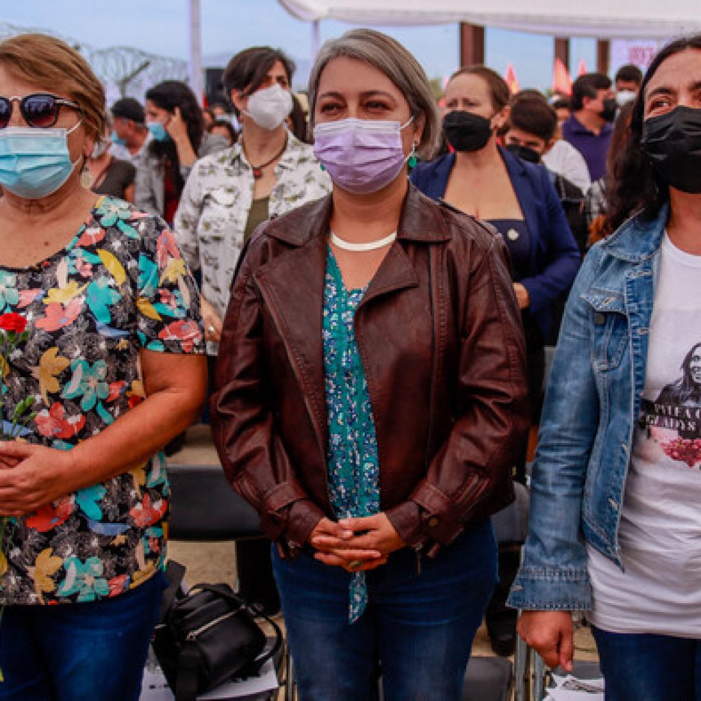 Realizan homenaje a víctimas del Caso Degollados en el Memorial Tres Sillas