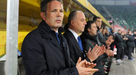 Sinisa Mihajlovic, entrenador de Gary Medel en Bologna, vuelve a sufrir leucemia