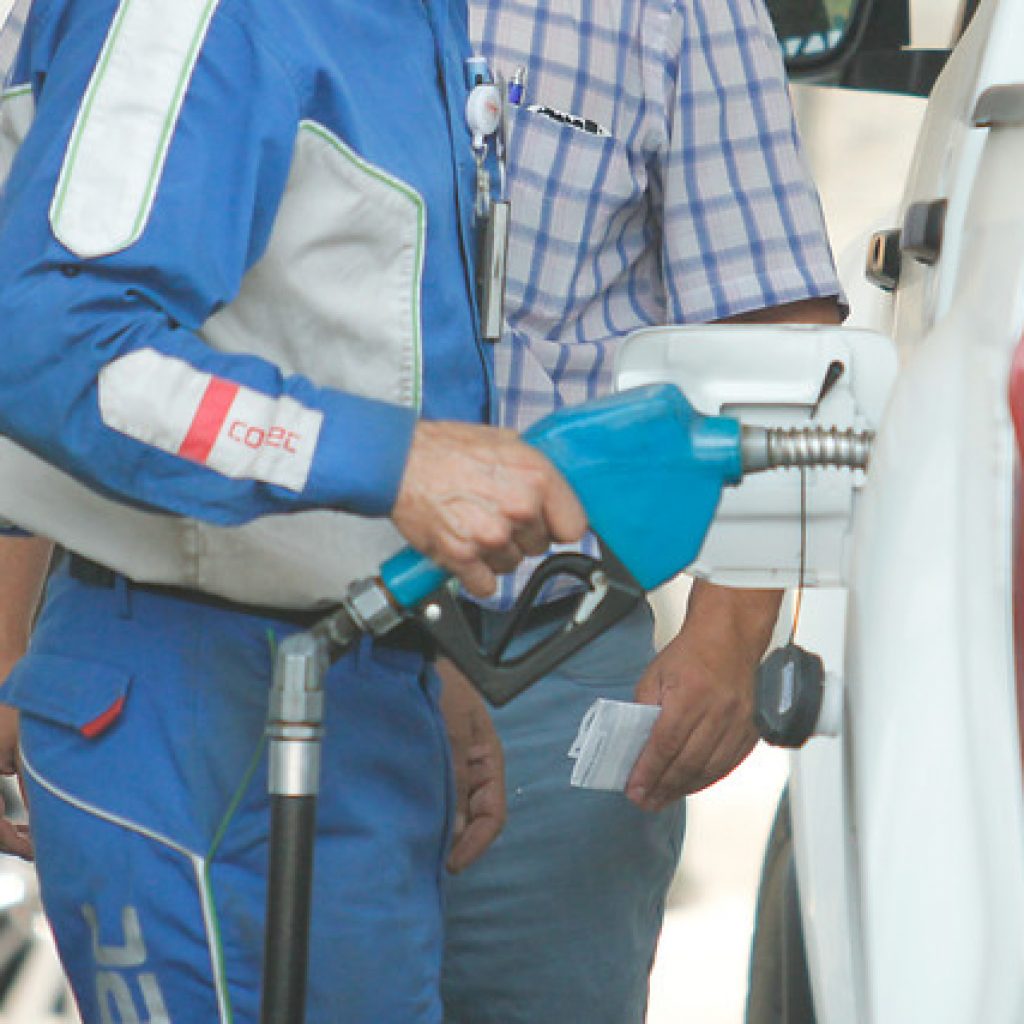 Enap: Precios de las bencinas subirán este jueves