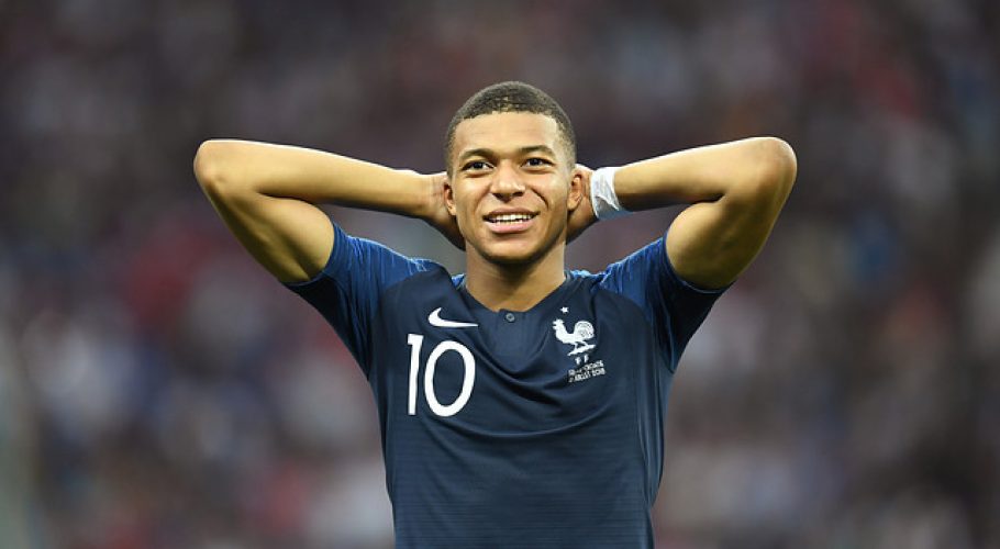 PSG ofrece a Mbappé dos años de contrato y 100 millones de euros