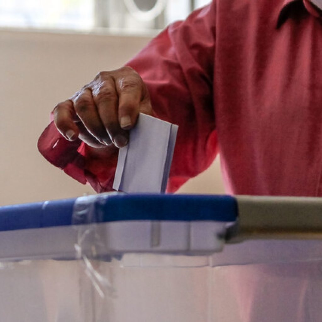 Cadem: Rechazo en el plebiscito de salida supera por primera vez al Apruebo