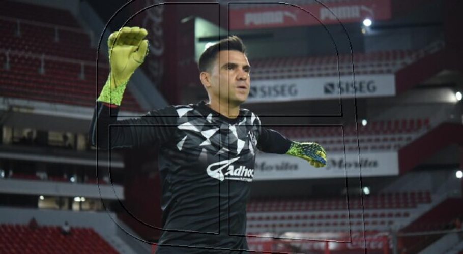 Argentina: Toselli vivió amarga jornada en derrota de Central Córdoba