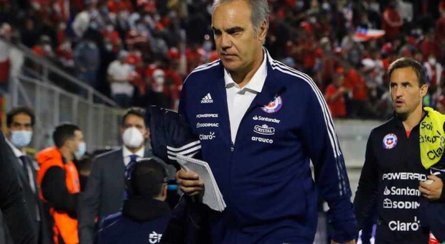 Lasarte: “Chile tiene que hacer una renovación de plantel obligada”