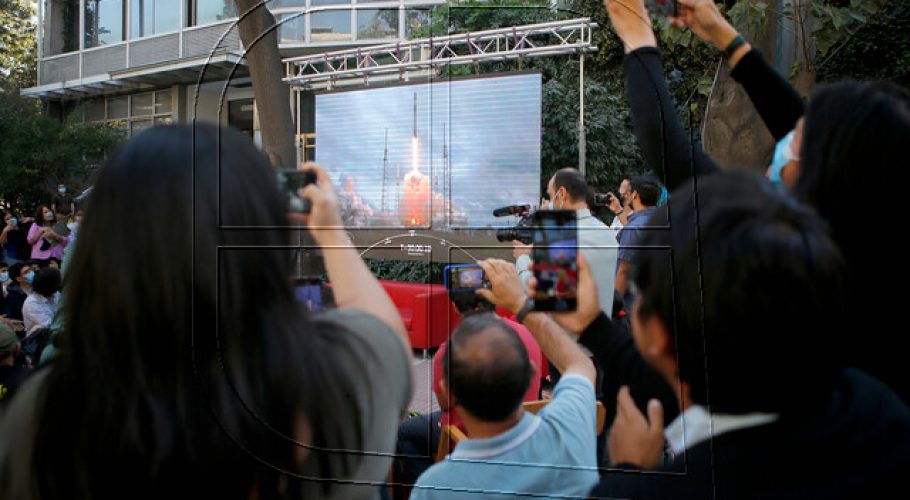 Satélites de la U. de Chile fueron lanzados al espacio