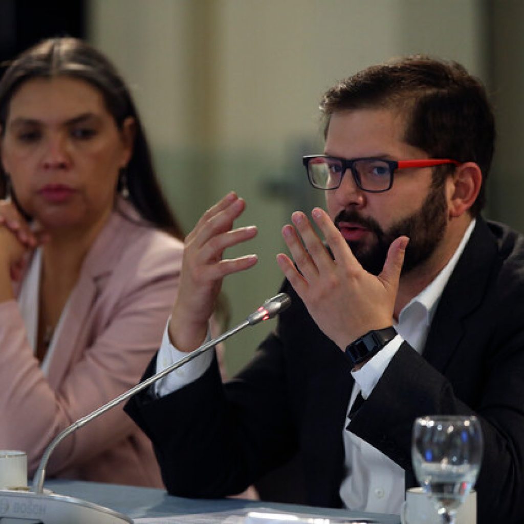 Boric participa en encuentro empresarial del Comité de Comercio Argentina-Chile