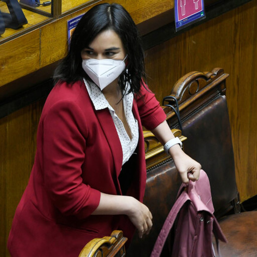 Siches pide disculpas por emitir información errónea sobre vuelo con deportados