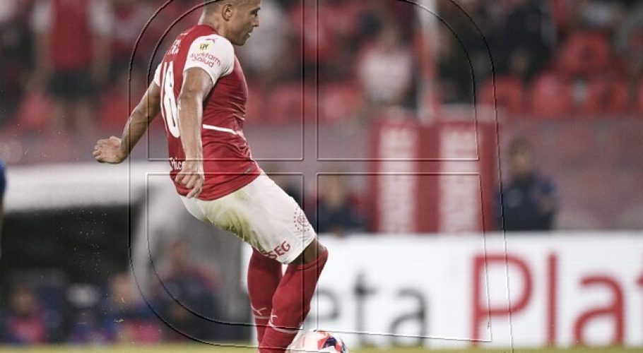 Argentina: Leandro Benegas anotó de penal en empate de Independiente ante Tigre