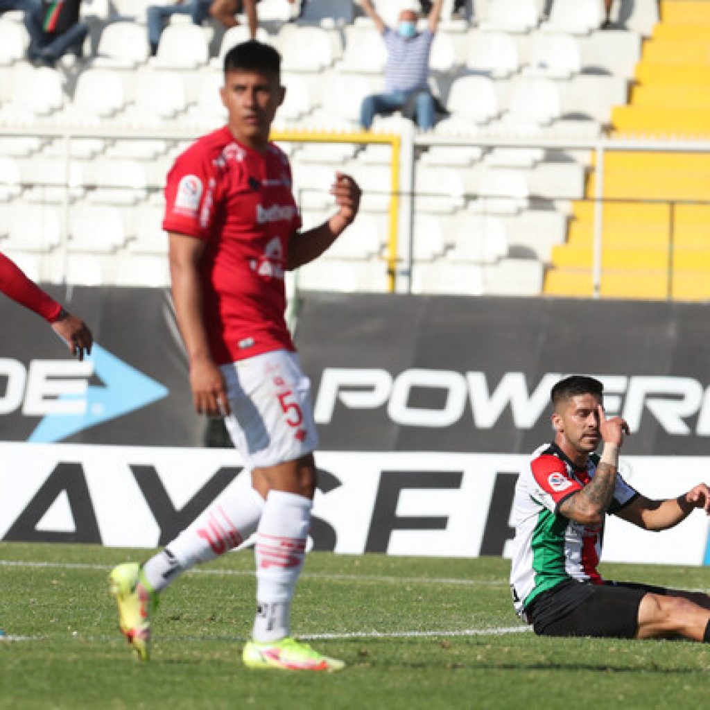 Ñublense se encontró en la agonía con un empate ante Palestino