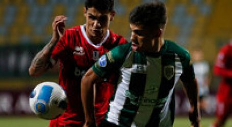 Sudamericana: U. La Calera derrotó a Banfield y es líder solitario del Grupo C