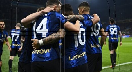 Sánchez y Vidal jugaron en paso del Inter de Milán a la final de la Copa Italia