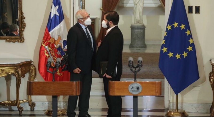 Boric recibe a Borrell en medio de las amenazas rusas a países de la OTAN