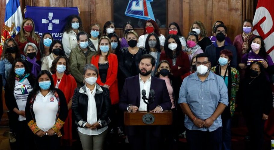 Boric se compromete con la CUT a aprobar convenio 190 OIT contra la violencia