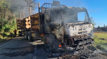 Queman 5 camiones y 1 auto en camino de Quilaco a Mülchen