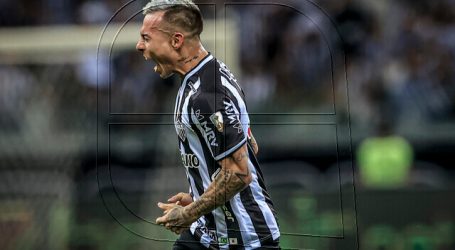 Libertadores: Eduardo Vargas salió lesionado en victoria de Atlético Mineiro