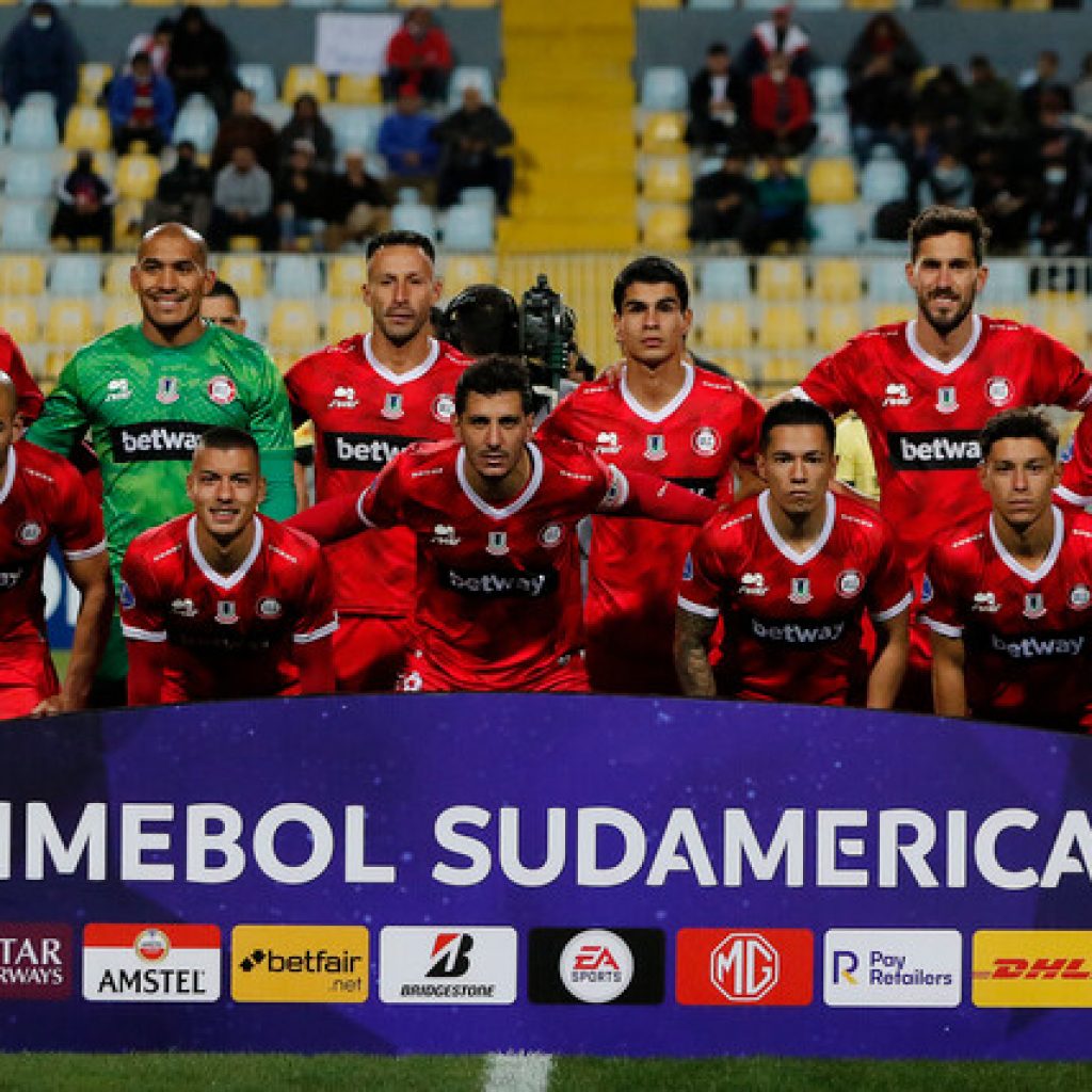 Sudamericana: U. La Calera sufre en la agonía dolorosa derrota ante Santos