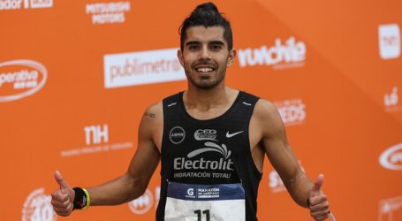 Chilenos Daniel Cortés y Danica Kusanovic ganaron la Maratón de Santiago