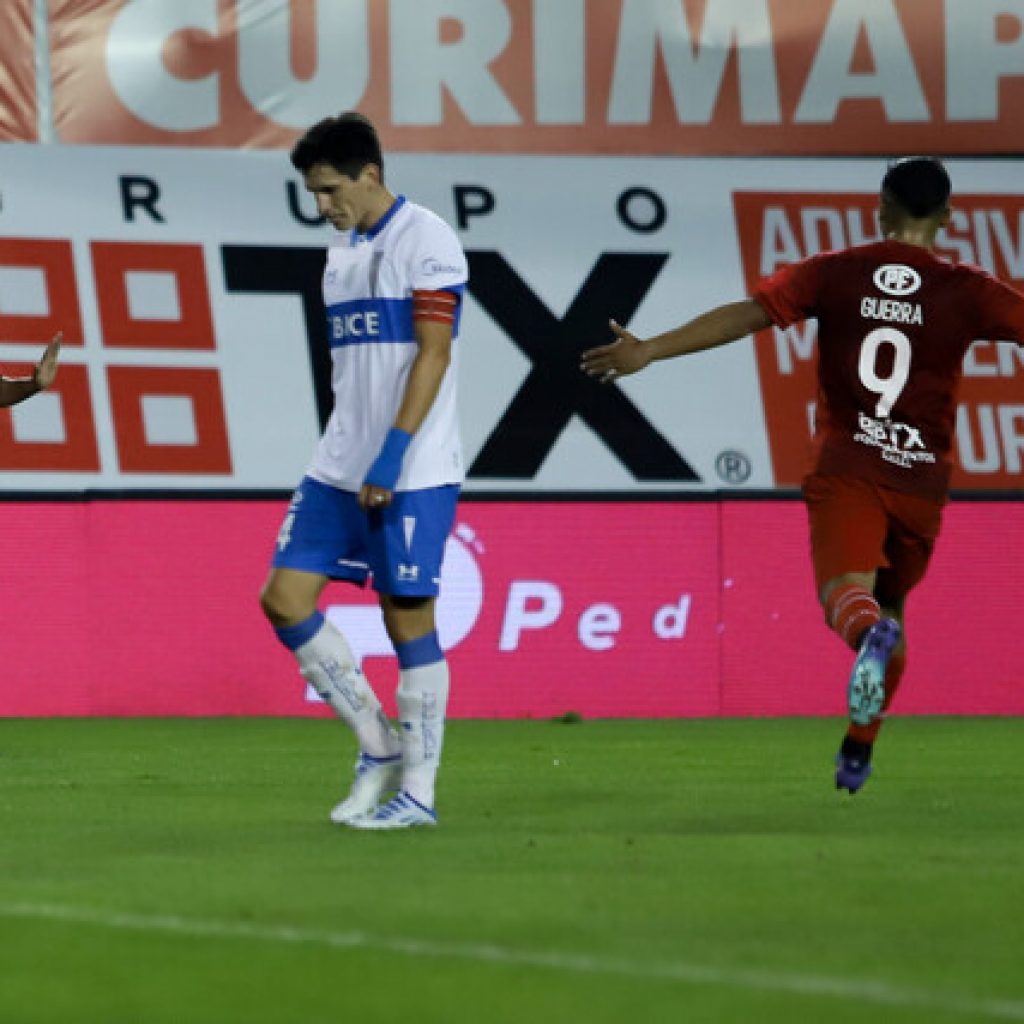 Rodrigo Valenzuela se mostró afectado por pobre actuación de la UC ante Ñublense