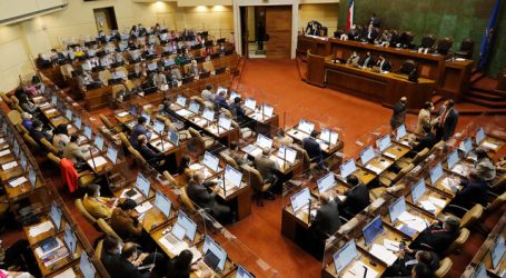 Cámara aprueba sueldo mínimo de 400 mil pesos a partir de agosto
